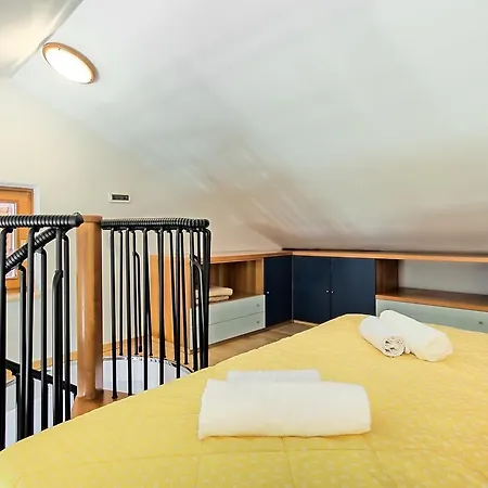 Nataly House With Guest house